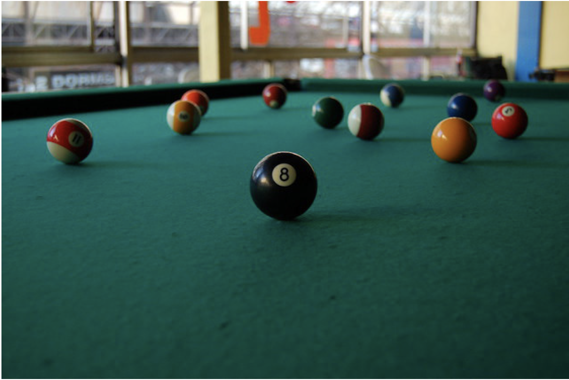 Figura 4. La traducción: una negociación multifactorial
y multilateral de consecuencias imprevisibles.
Fuente: callejero en Visualhunt.com.